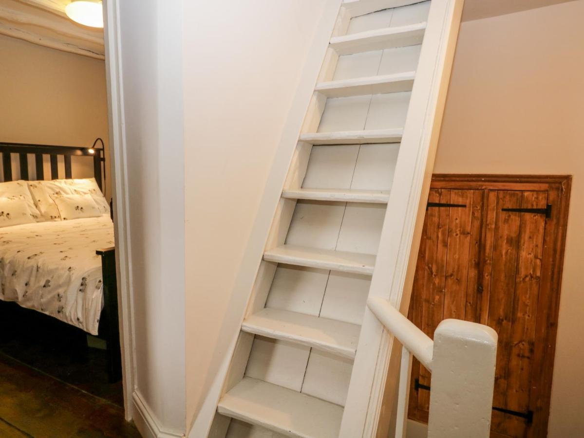 Bridge End Cottage Улверстон Экстерьер фото