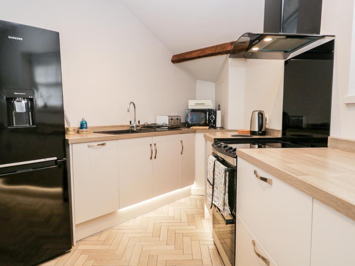 Bridge End Cottage Улверстон Экстерьер фото